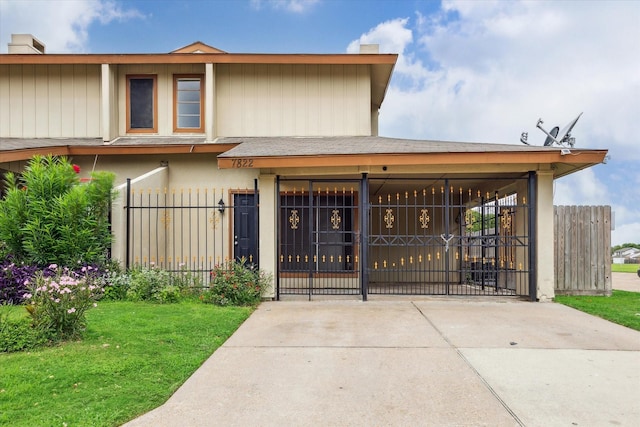 7822 Pacific Pearl St, Houston, TX 77072 - entrance to property featuring a gate