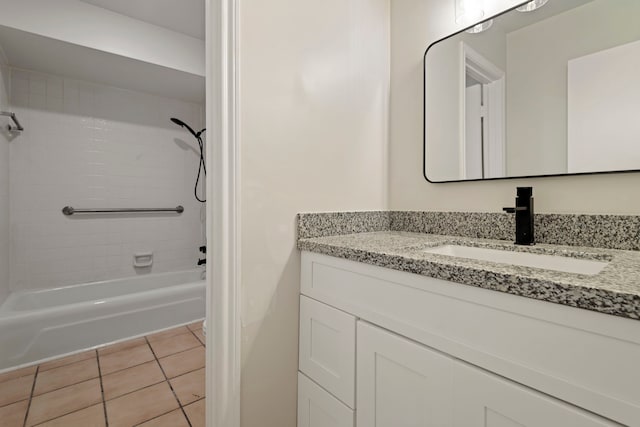6515 Pebble Beach Dr, Houston, TX 77069 - full bath featuring vanity, washtub / shower combination, and tile patterned flooring