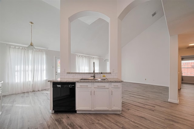 10030 Noisy Waters Dr, Houston, TX 77095 - photo 9