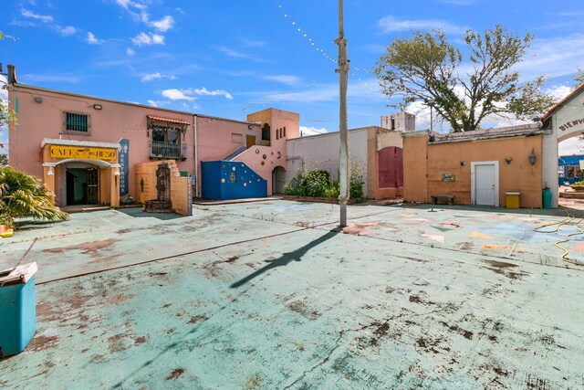 6632 Harrisburg Blvd, Houston, TX 77011 - photo 3