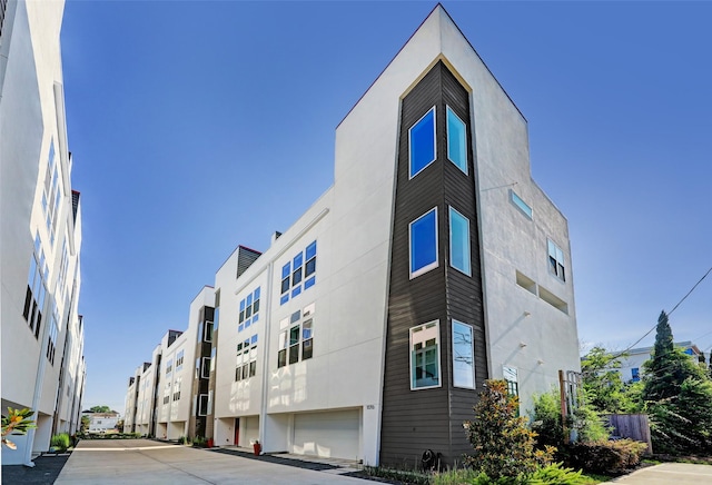 1170 W 19th St, Houston, TX 77008 - photo 2