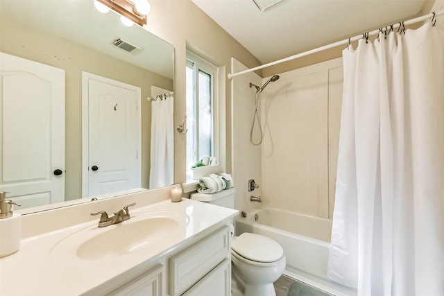 6402 Saint Jude Dr, Pasadena, TX 77505 - bathroom with vanity and shower / bath combination with curtain