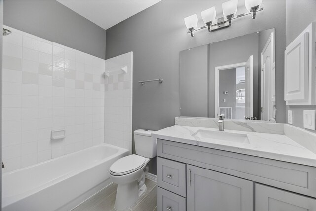 537 Green Cedar Dr, League City, TX 77573 - bathroom featuring vanity and  shower combination