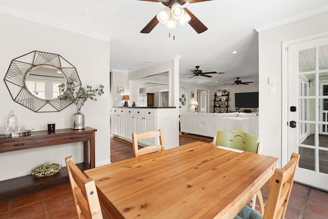 1219 Del Norte St, Houston, TX 77018 - dining space featuring ceiling fan, ornamental molding, and recessed lighting