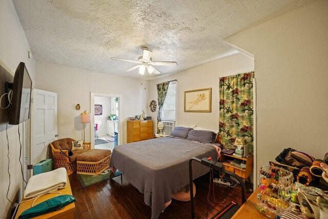 1320 Alexander St, Houston, TX 77008 - photo 9