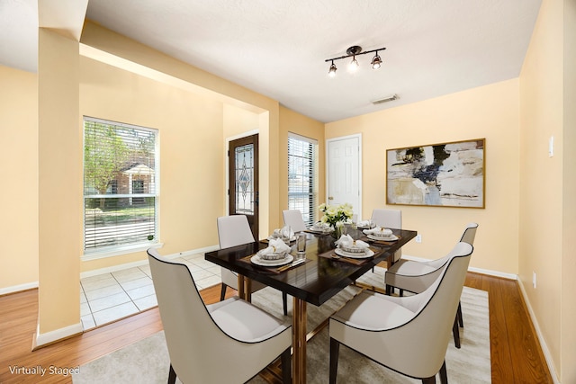 1983 Sugar Pine Cir, Houston, TX 77090 - photo 4