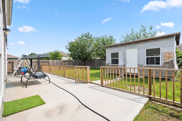 12614 Pelican Bay Dr, Houston, TX 77038 - fenced backyard with a patio area