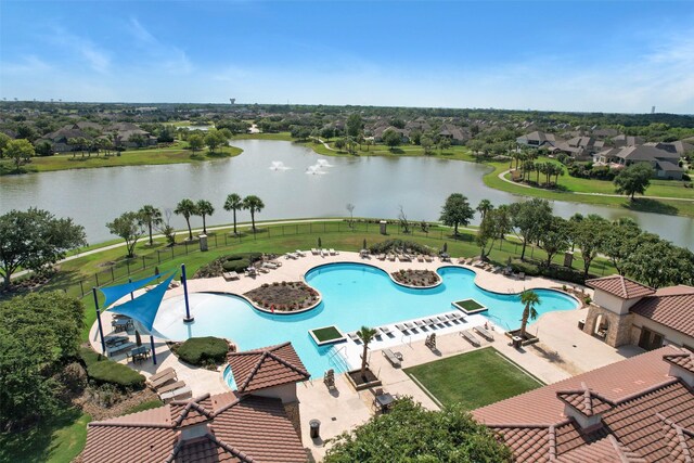 2135 Llerena Ln, League City, TX 77573 - community pool with a water view and a patio area