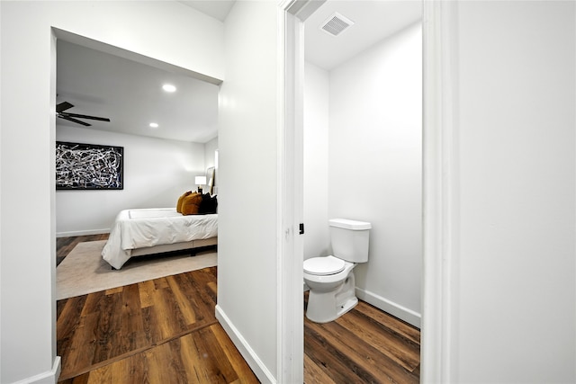 1610 Antoine Dr, Houston, TX 77055 - ensuite bathroom featuring wood finished floors, recessed lighting, and ceiling fan