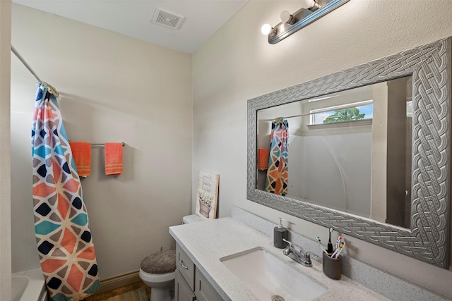 1541 3rd St, Hempstead, TX 77445 - bathroom featuring toilet and vanity