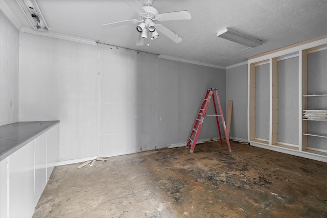 6738 US Highway 190 E, Livingston, TX 77351 - spare room featuring ornamental molding and ceiling fan