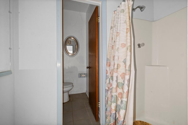6738 US Highway 190 E, Livingston, TX 77351 - full bathroom with tile patterned flooring and a shower with curtain