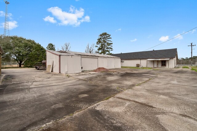 6738 US Highway 190 E, Livingston, TX 77351 - view of pole building