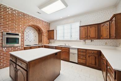 15418 Waldwick Dr, Tomball, TX 77377 - photo 9