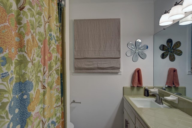 204 Meadow Ln, Brenham, TX 77833 - full bath with vanity and a shower with curtain