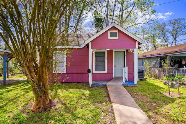 606 E 4th St, Sweeny, TX 77480