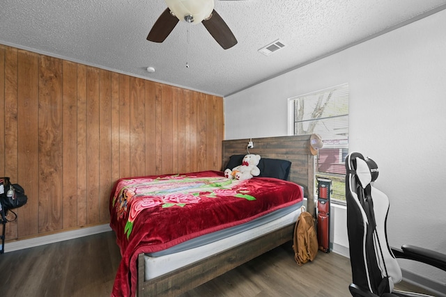 608 E 4th St, Sweeny, TX 77480