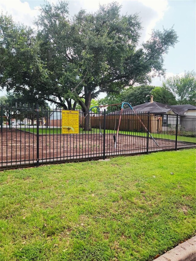 10726 Bayou Place Ct, Houston, TX 77099