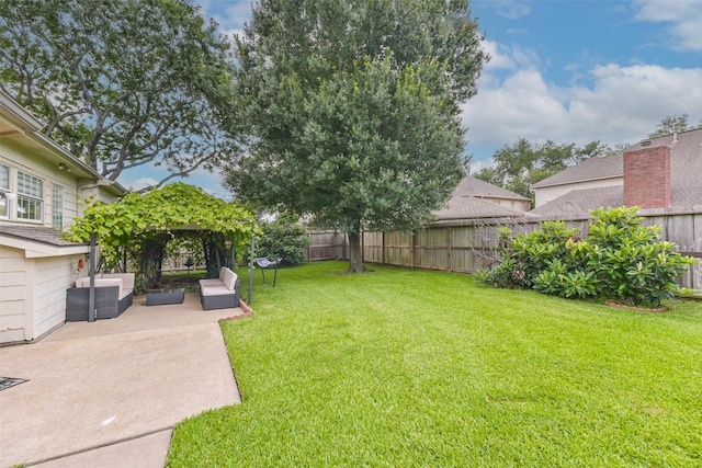 13719 Country Green Ct, Houston, TX 77059 - fenced backyard with a patio and outdoor lounge area