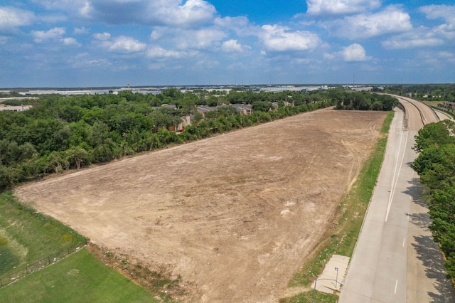 1003 Greens Rd, Houston, TX 77060