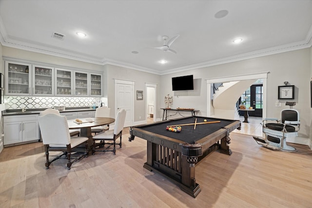8703 Chelmsford Ln, Spring, TX 77379 - recreation room with pool table, light wood-type flooring, crown molding, recessed lighting, and ceiling fan