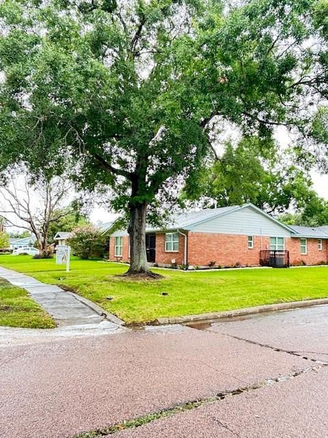 3923 Hickok Ln, Houston, TX 77047 - photo 11