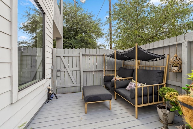 703 Bayou St, Houston, TX 77020 - deck featuring a fenced backyard