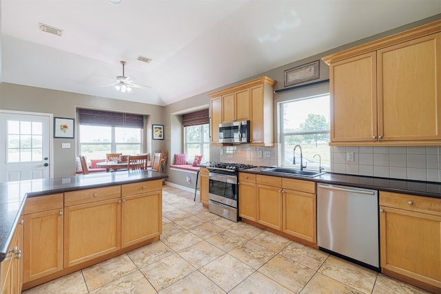 2058 Sally Gail Ln, Sealy, TX 77474 - photo 18