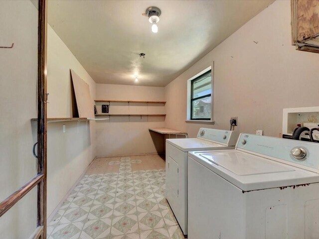 602 Devereaux St, Diboll, TX 75941 - washroom with washer and clothes dryer and light flooring