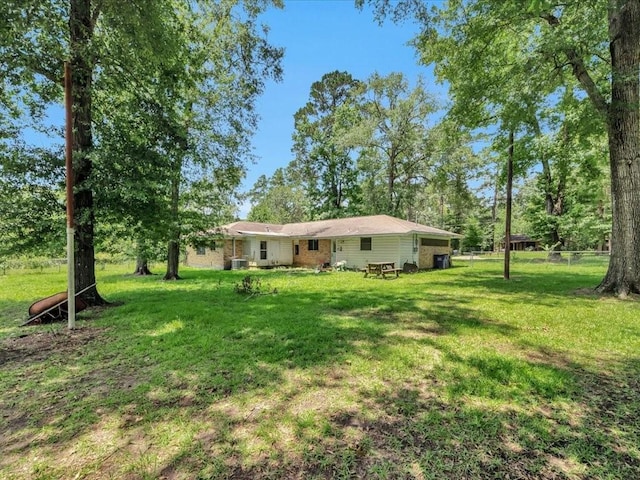 602 Devereaux St, Diboll, TX 75941 - view of green lawn