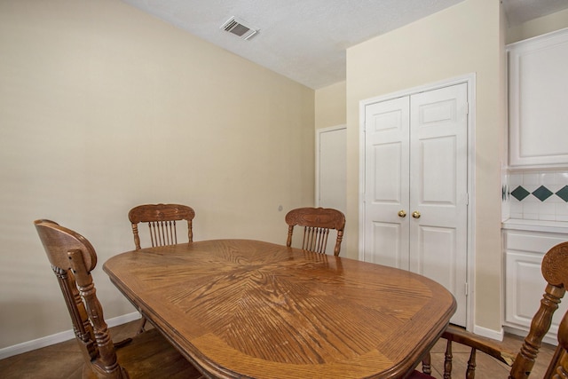 2521 Sea Horse Ct, Seabrook, TX 77586 - view of dining space