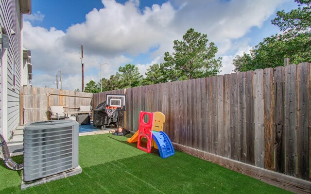 1221 W Tidwell Rd, Houston, TX 77091 - photo 30