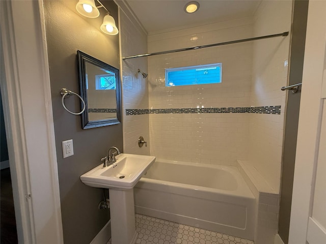 110 E 24th St, Houston, TX 77008 - full bath featuring shower / bath combination and tile patterned floors