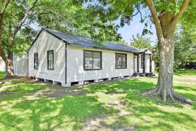 622 S Idaho St, La Porte, TX 77571 - photo 2