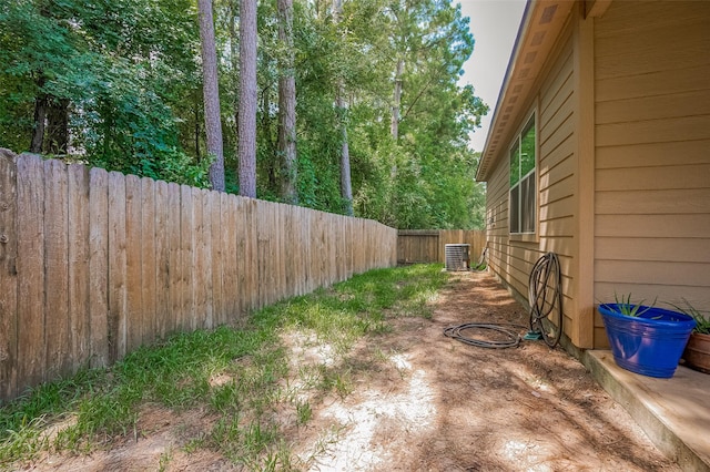 30914 Sweetwater Cir, Magnolia, TX 77355 - view of fenced backyard