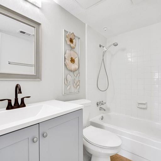 10555 Turtlewood Ct Unit 1803, Houston, TX 77072 - full bathroom featuring vanity and bathtub / shower combination