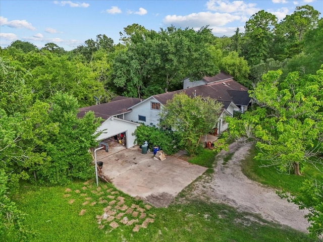 3061 Mary Ln, Dickinson, TX 77539 - aerial view of property and surrounding area featuring a forest