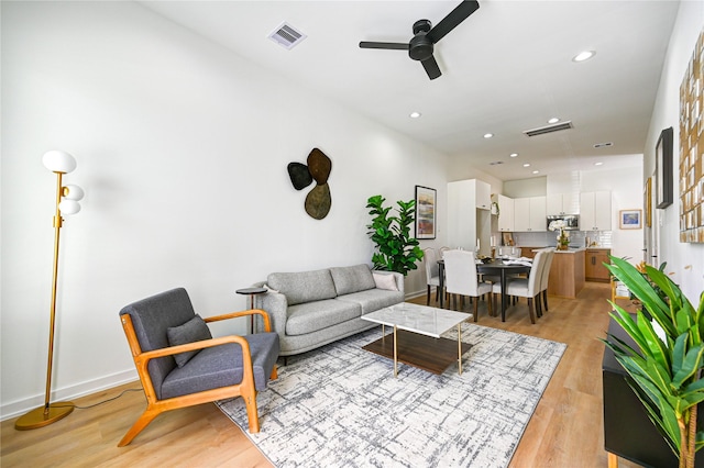 4009 New Orleans St A/B, Unit A/B Houston, TX 77020 - living area with ceiling fan, light wood-style floors, and recessed lighting