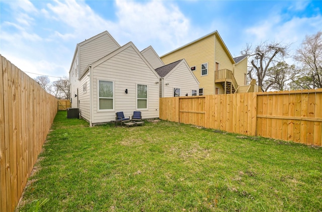 4009 New Orleans St A/B, Unit A/B Houston, TX 77020 - rear view of house with a fenced backyard