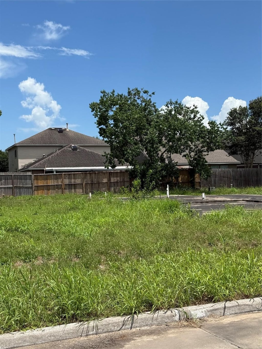 10205 Carmencita Way, Houston, TX 77075
