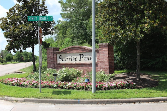 9914 Waldens Pond Ct, Houston, TX 77044 - view of community sign