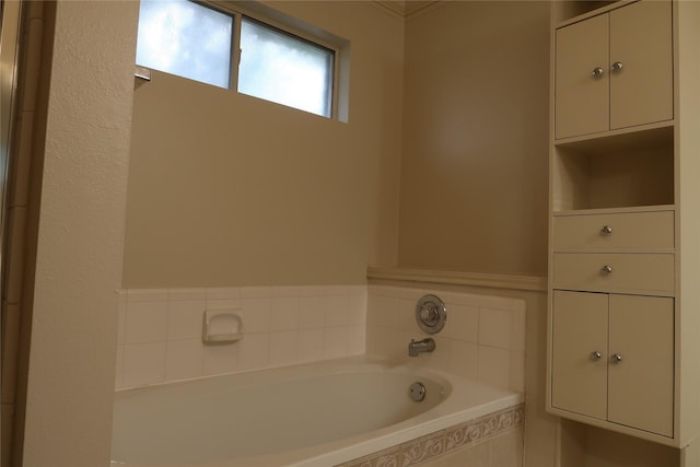 1714 Oak Ridge Dr, Kemah, TX 77565 - full bathroom with a bath