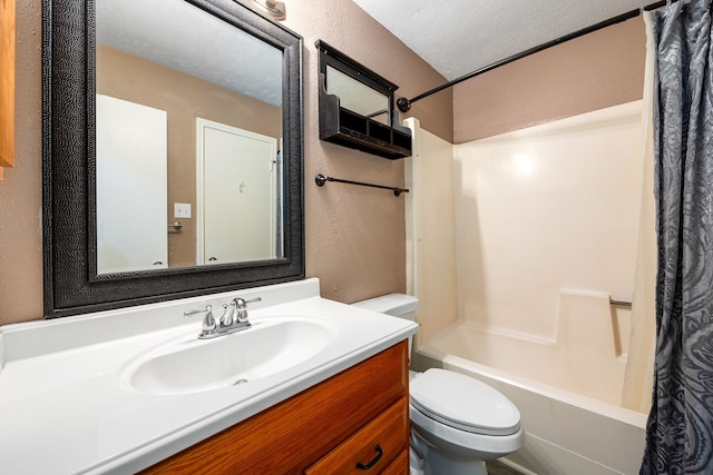 12226 Westwold Dr, Tomball, TX 77377 - full bath with shower / bathtub combination with curtain, vanity, and a textured wall