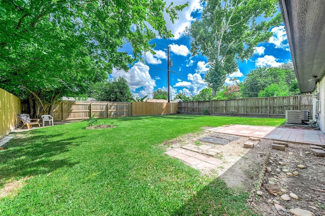 5730 Alvarado Dr, Houston, TX 77035 - fenced backyard with a patio
