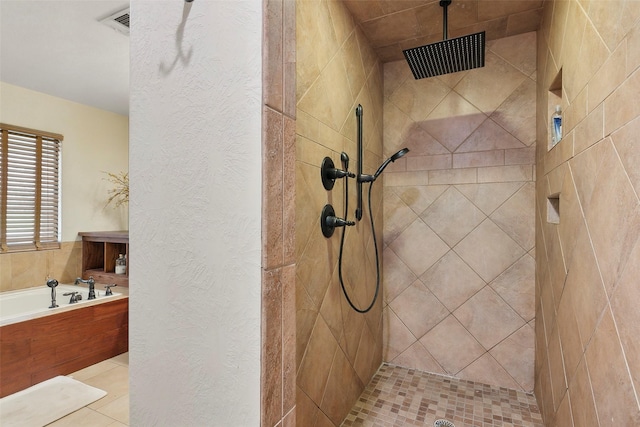 1025 Creek Bnd, Jasper, TX 75951 - full bathroom with a garden tub, a tile shower, and a textured wall