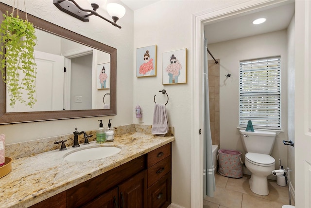 1025 Creek Bnd, Jasper, TX 75951 - full bath featuring vanity, tile patterned flooring, and shower / bath combo