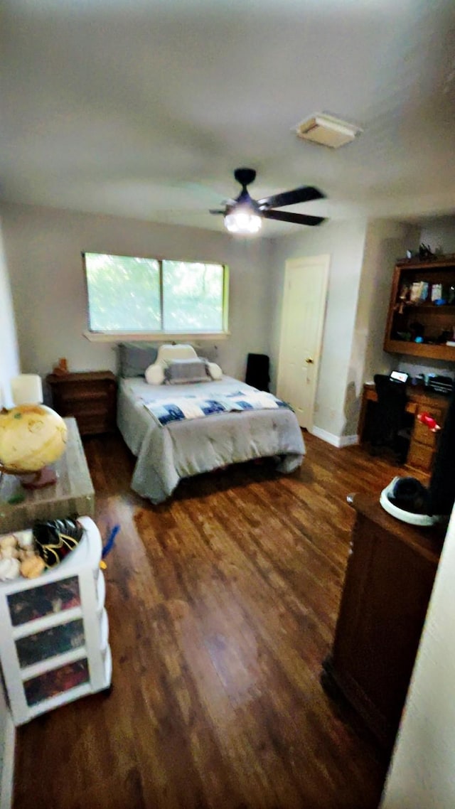 1600 Azalea St, Sweeny, TX 77480 - bedroom featuring wood finished floors and a ceiling fan