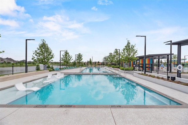 12415 Bunker Cove Dr, Cypress, TX 77433 - community pool with a patio