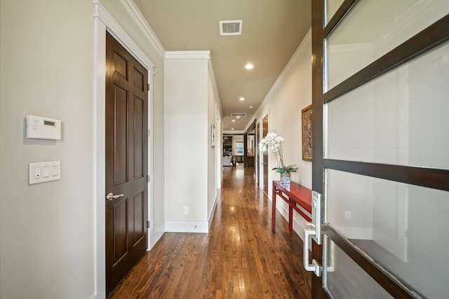 959 W 42nd St, Houston, TX 77018 - hall with dark wood finished floors, recessed lighting, and ornamental molding