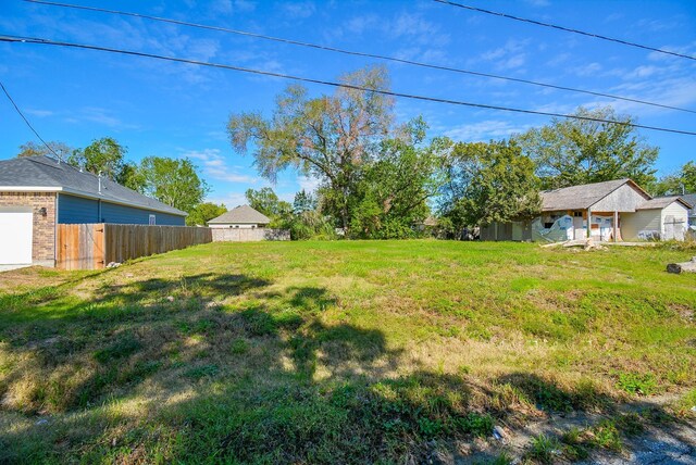 4607 Larkspur St, Houston, TX 77051 - photo 17